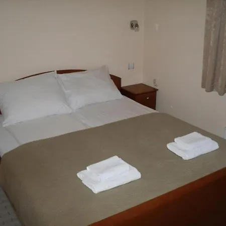 Beli Bor Apartment *